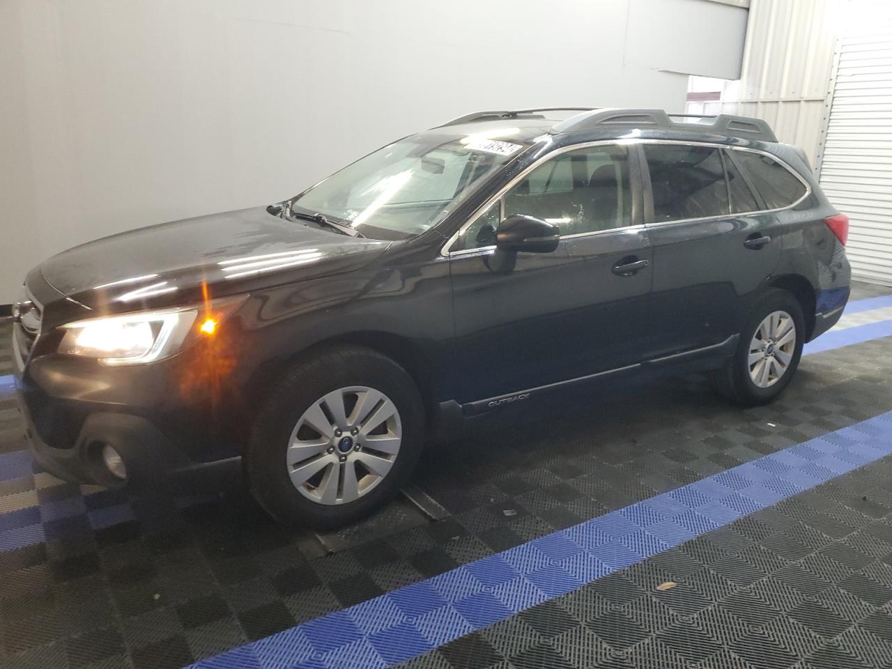 SUBARU OUTBACK 2. 2019