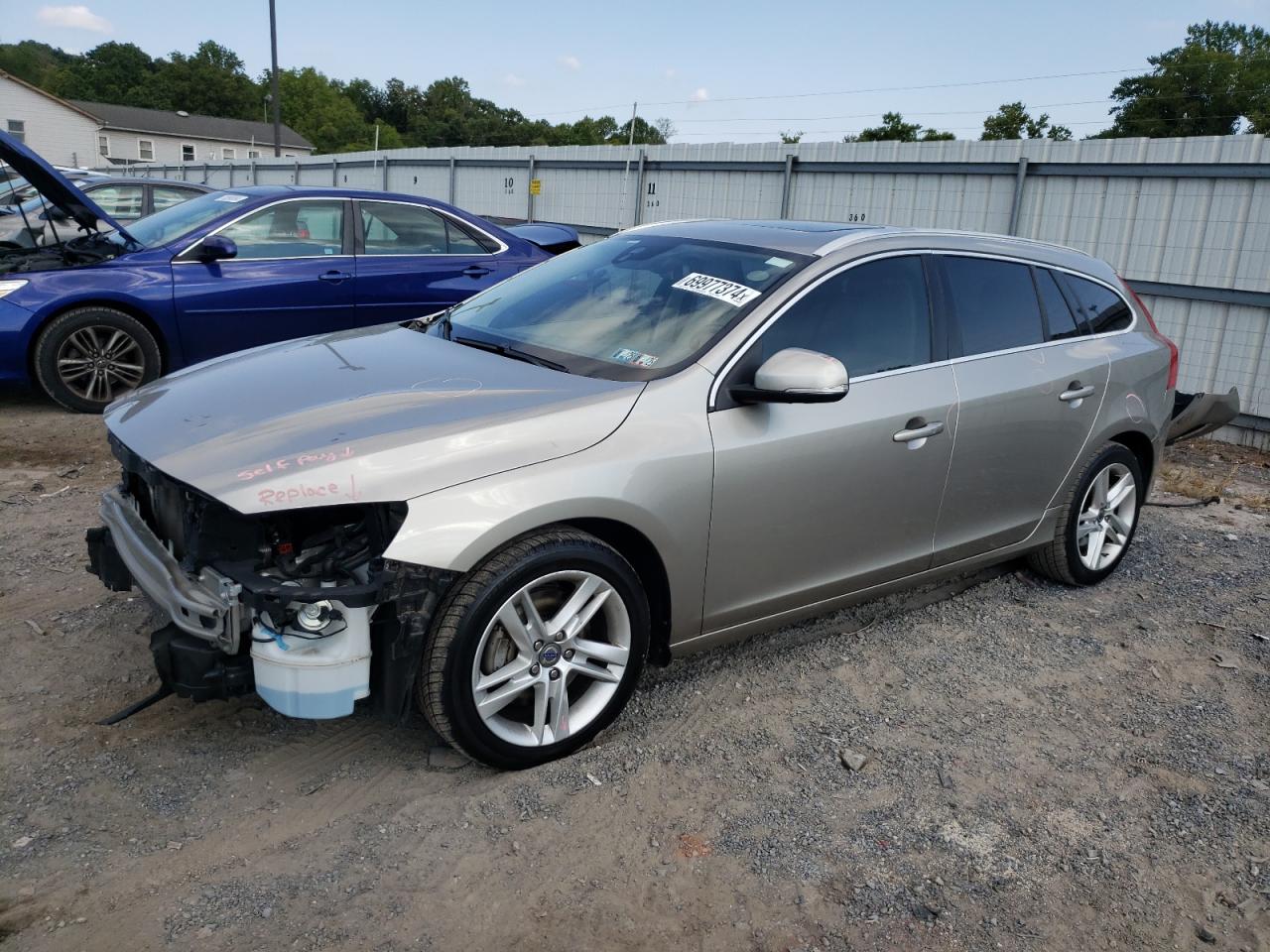 VOLVO V60 PREMIE 2015