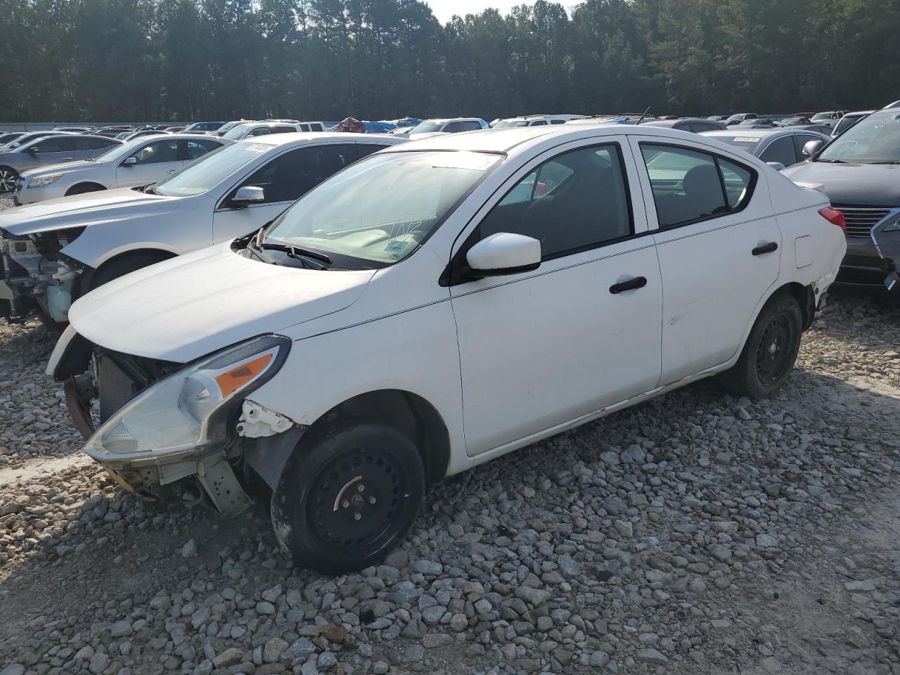 NISSAN VERSA S 2019