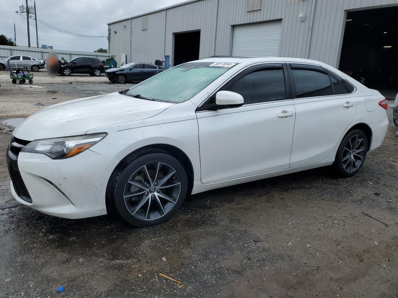 TOYOTA Camry 2017