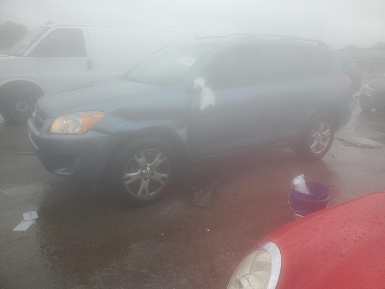 TOYOTA RAV4 2012
