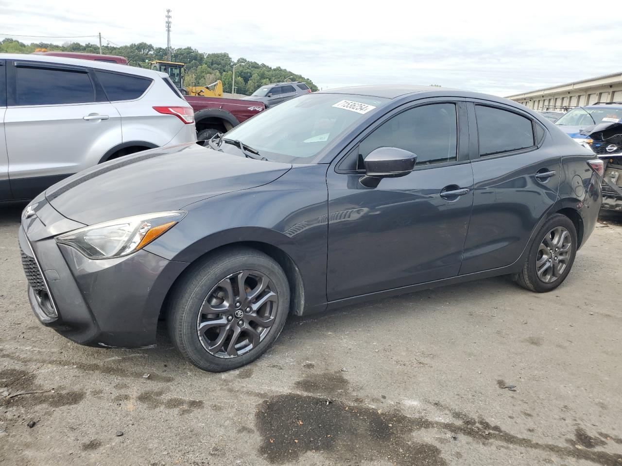 TOYOTA YARIS L 2019