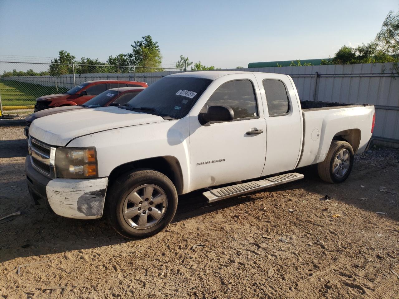 CHEVROLET SILVERADO 2011