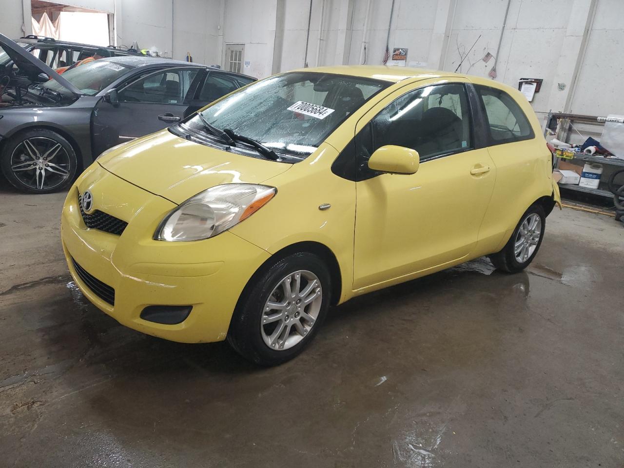TOYOTA Yaris 2010