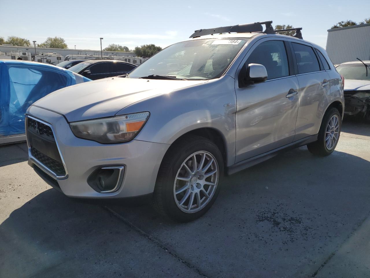 MITSUBISHI OUTLANDER 2013