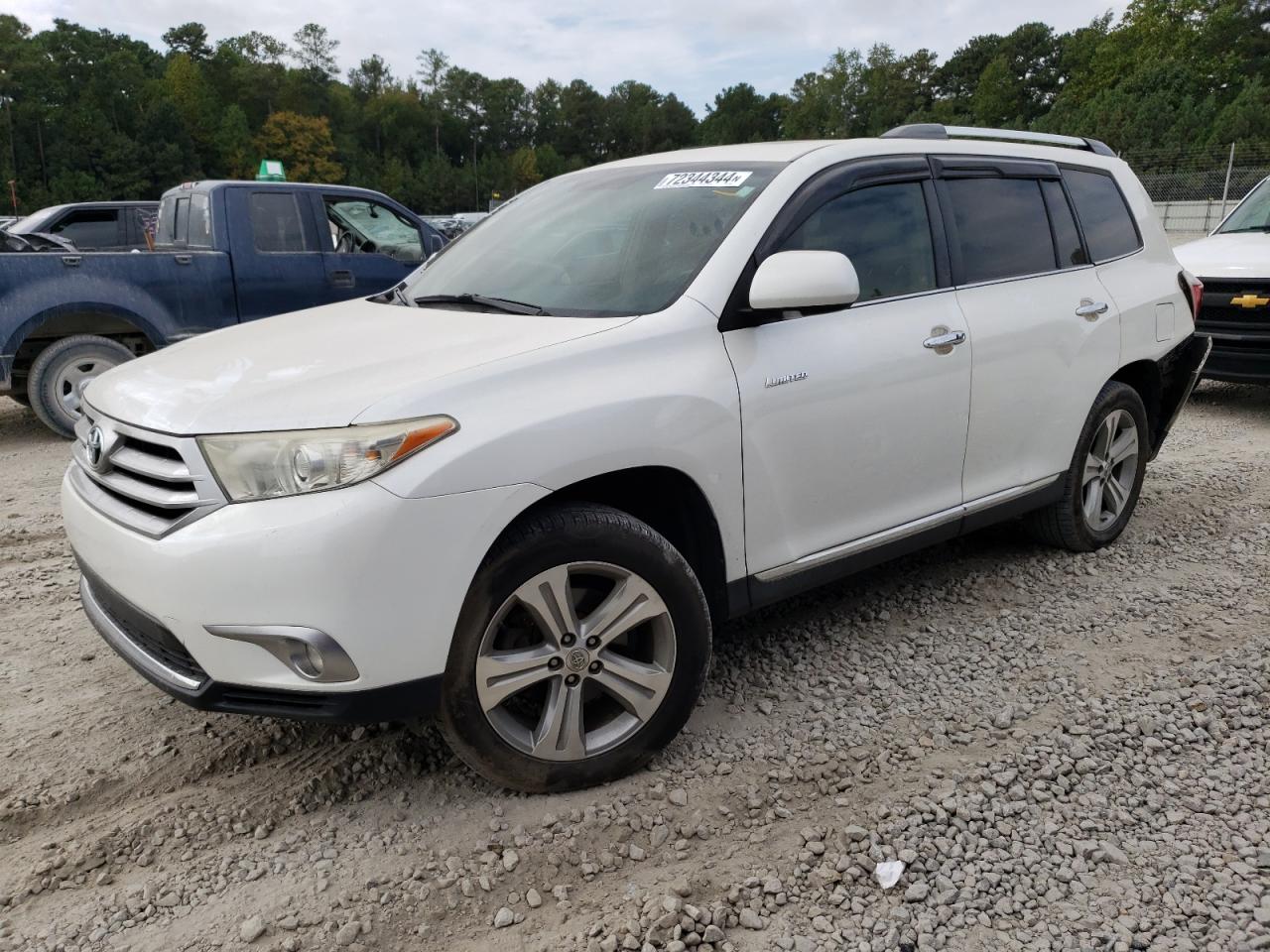 TOYOTA HIGHLANDER 2013