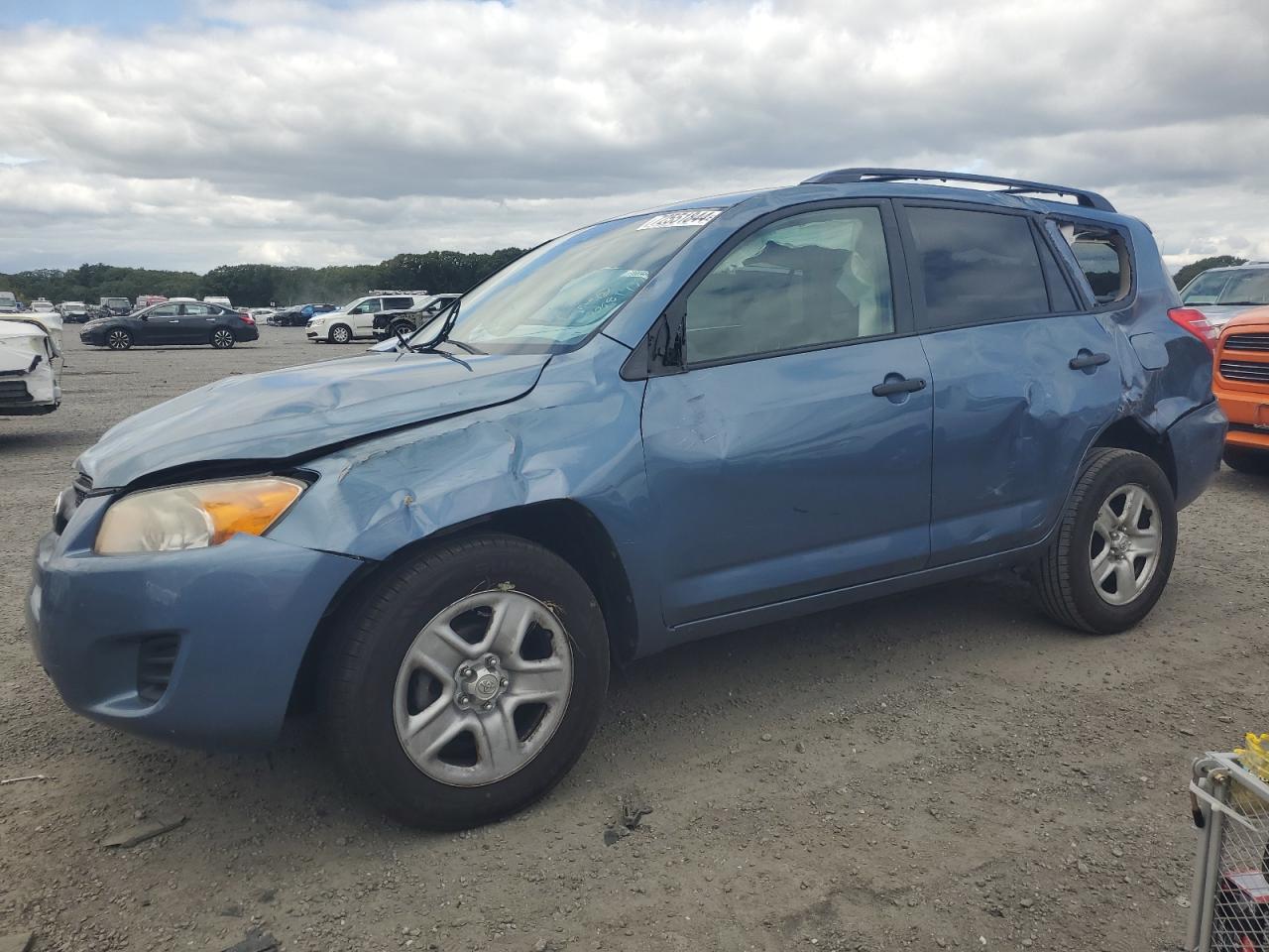 TOYOTA RAV4 2011