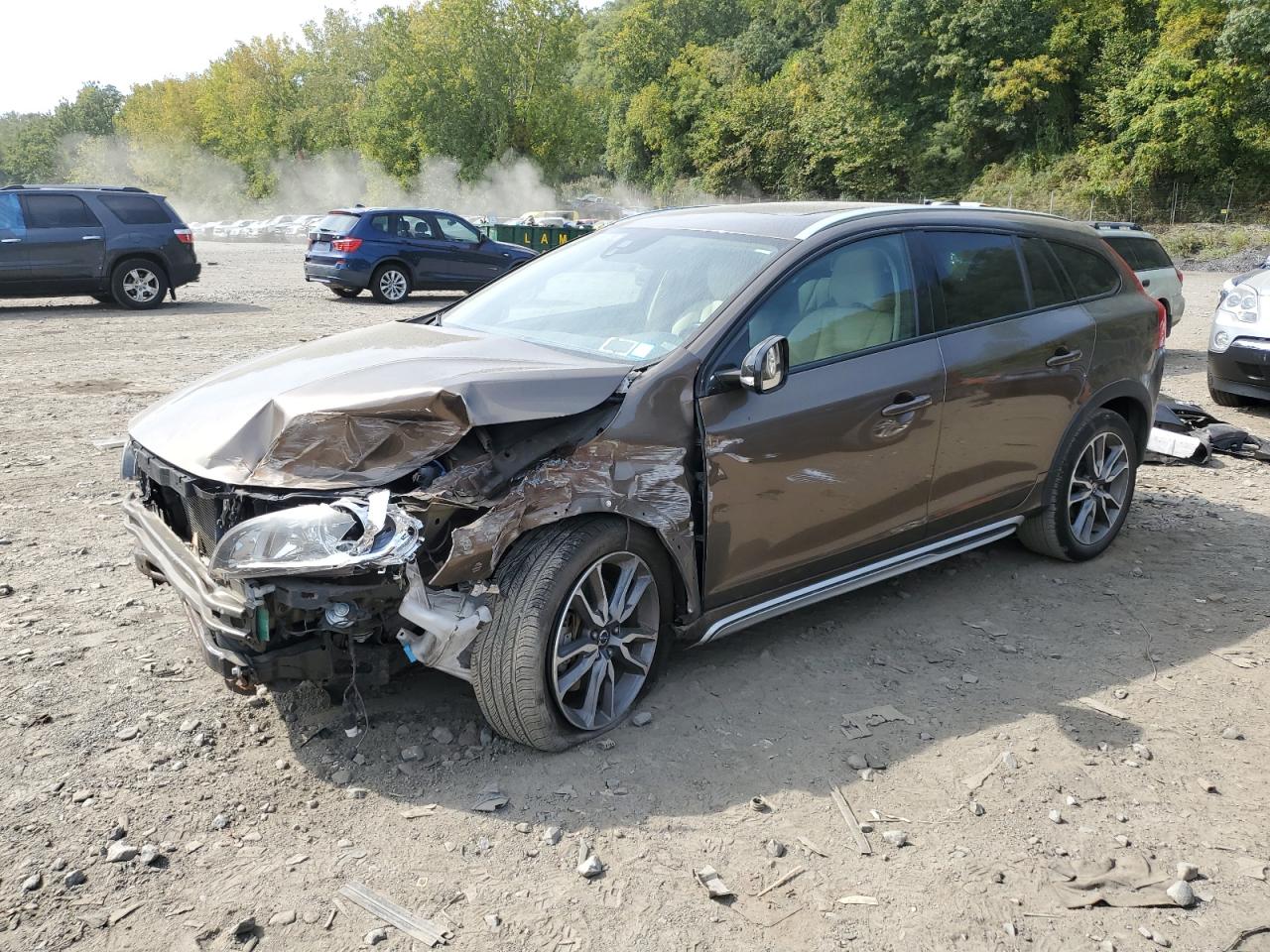 VOLVO V60 Cross 2015