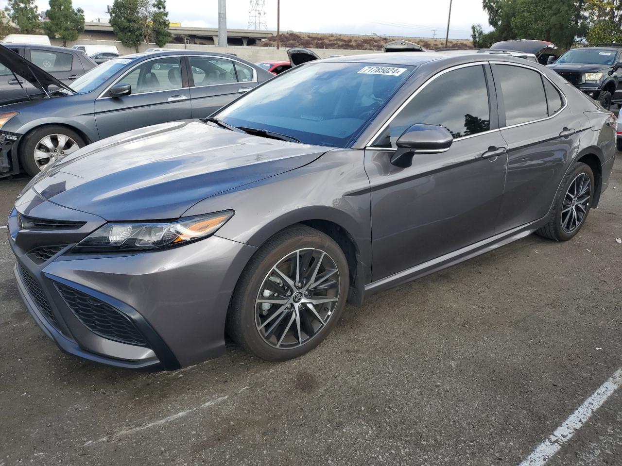 TOYOTA CAMRY SE N 2024
