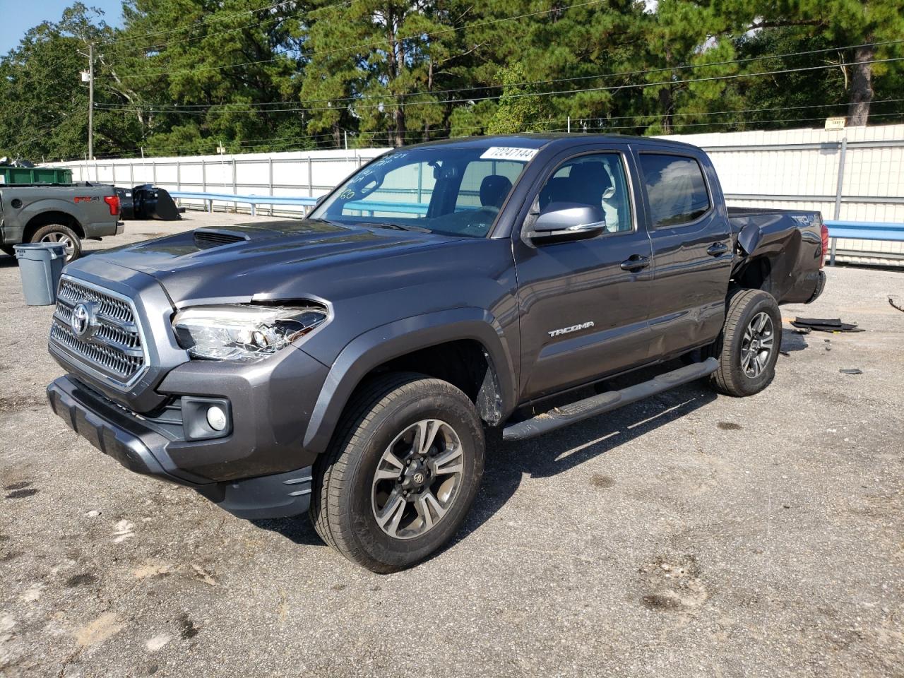 TOYOTA TACOMA DOU 2017
