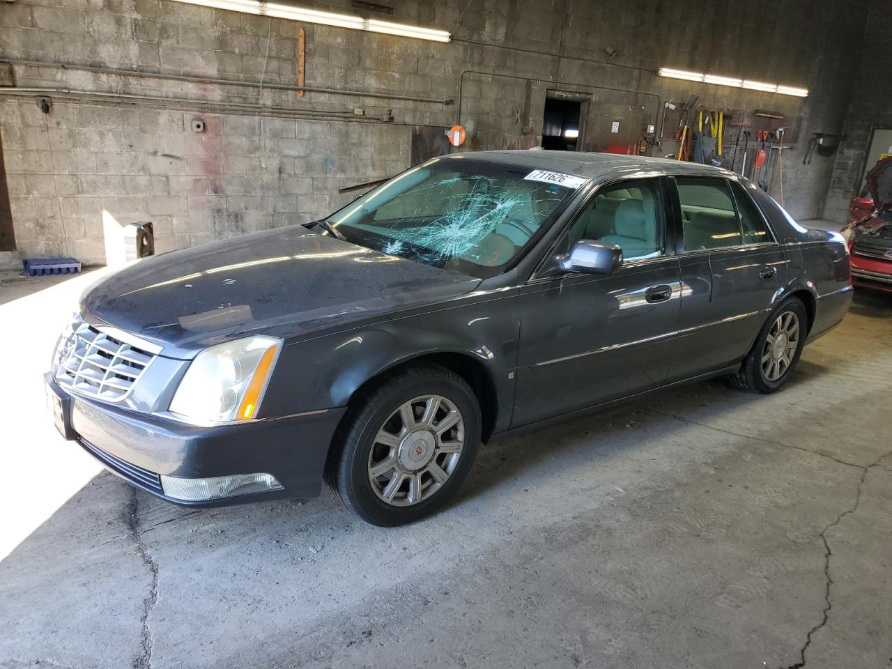 CADILLAC Dts 2010