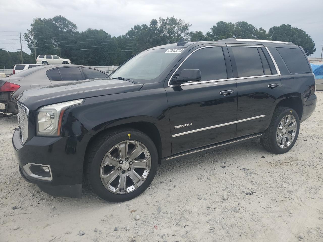 GMC YUKON DENA 2016