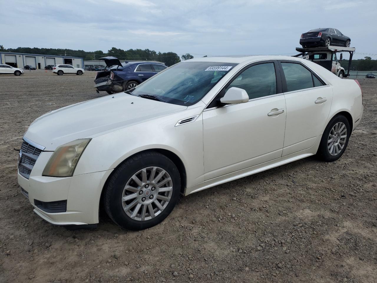 CADILLAC STS 2010