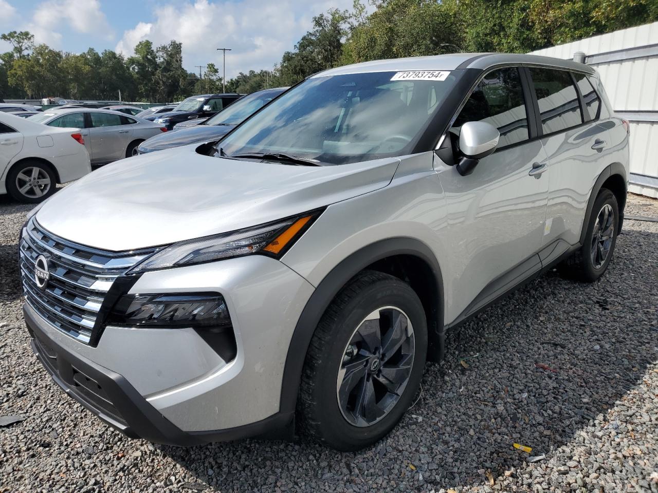 NISSAN ROGUE SV 2024
