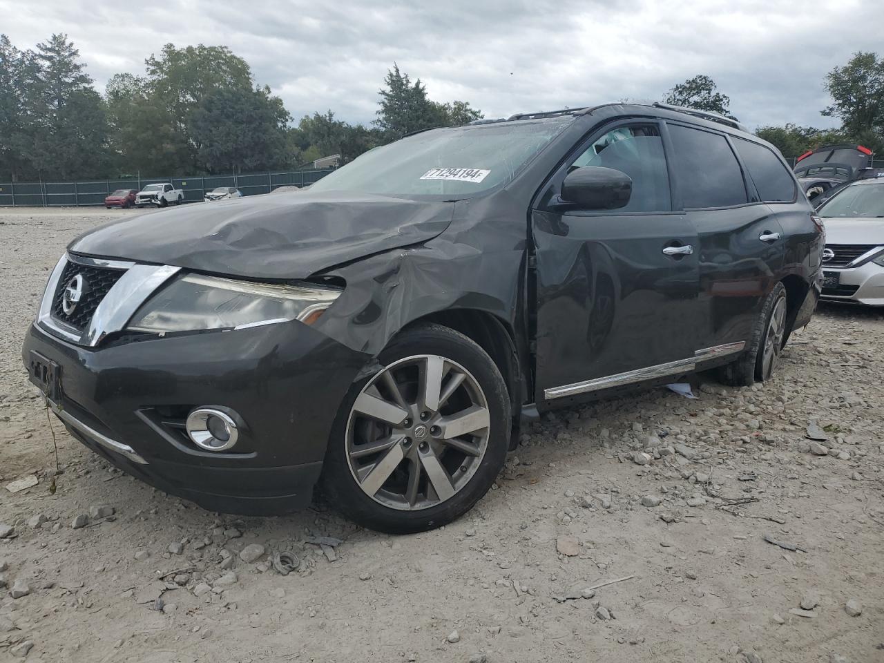 NISSAN PATHFINDER 2015