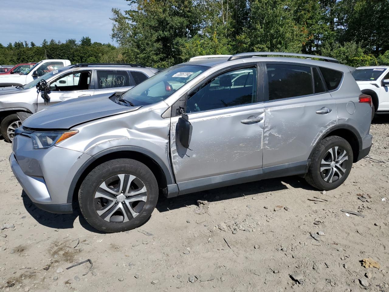 TOYOTA RAV4 LE 2017