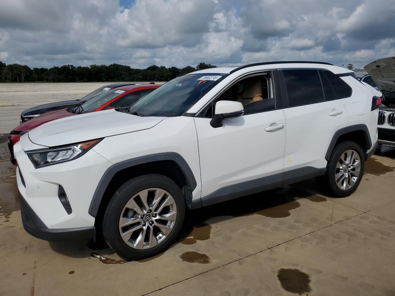 TOYOTA RAV4 XLE P 2019