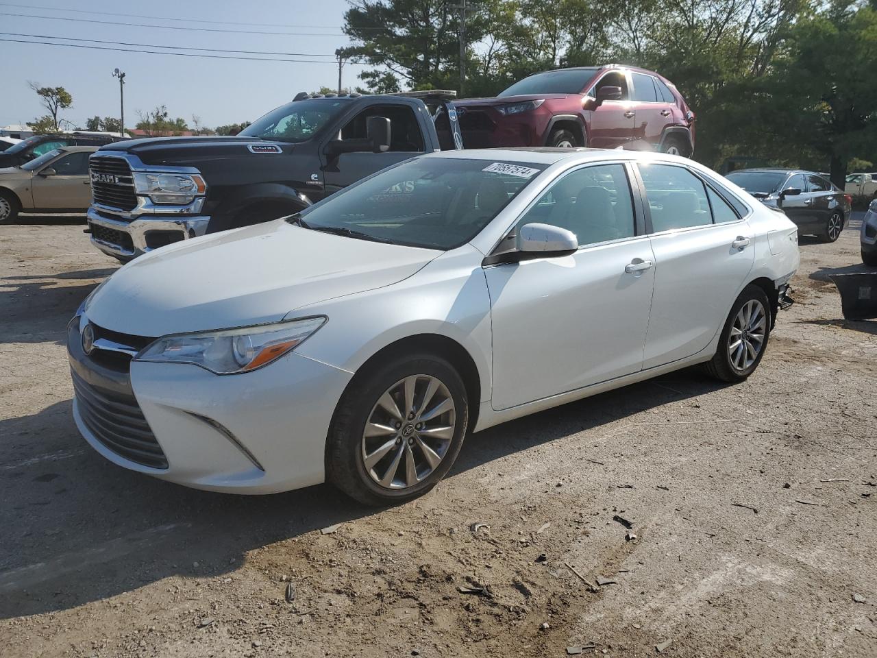 TOYOTA CAMRY LE 2017