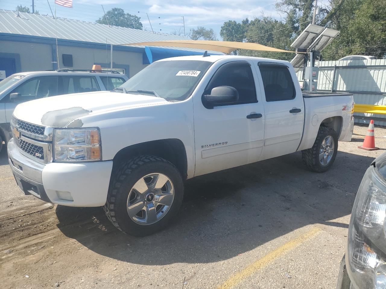 CHEVROLET SILVERADO 2011