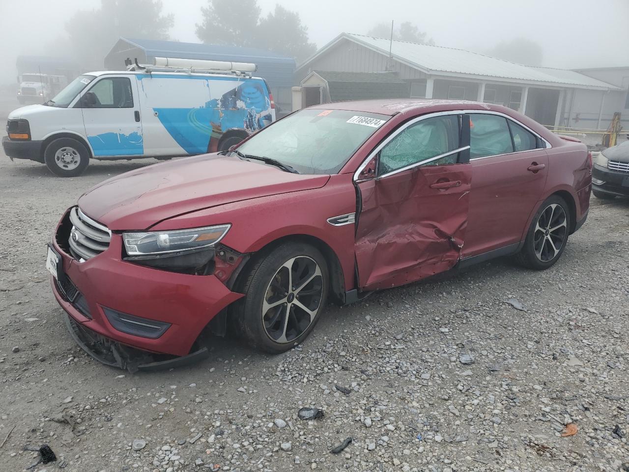 FORD TAURUS SEL 2015