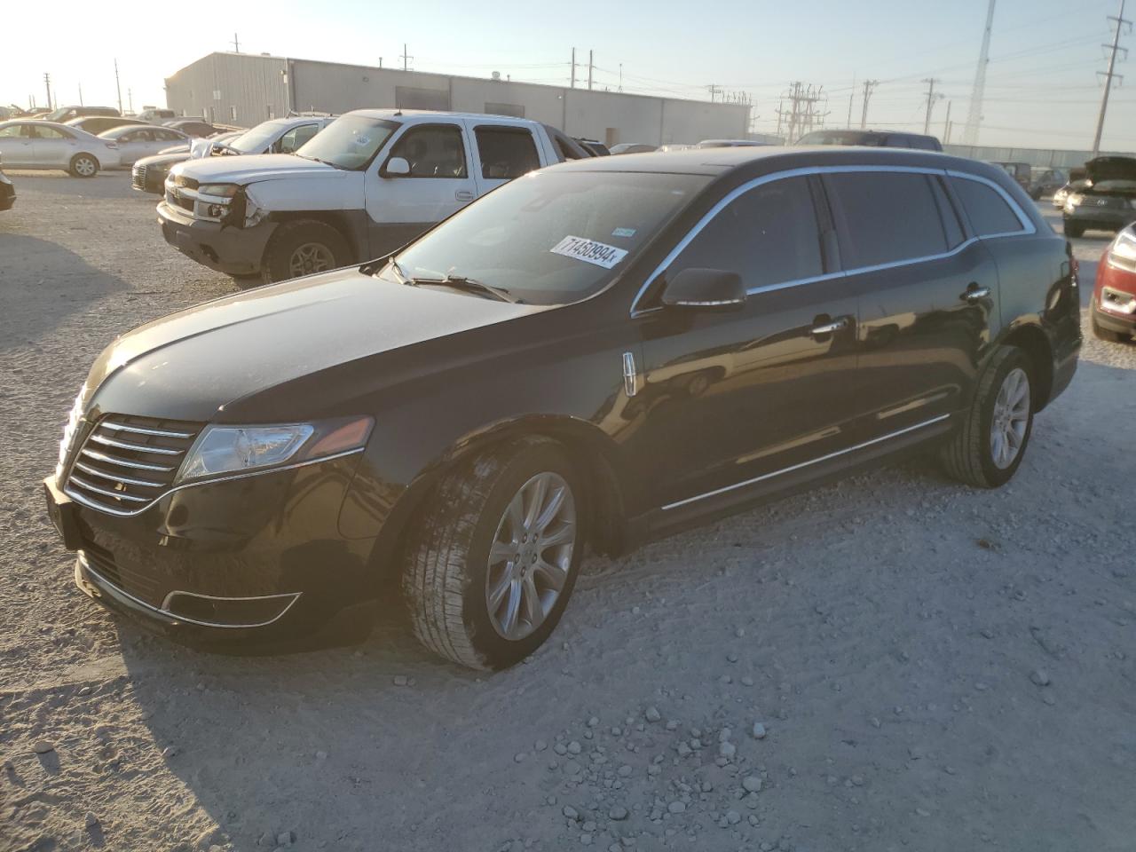 LINCOLN MKT 2018