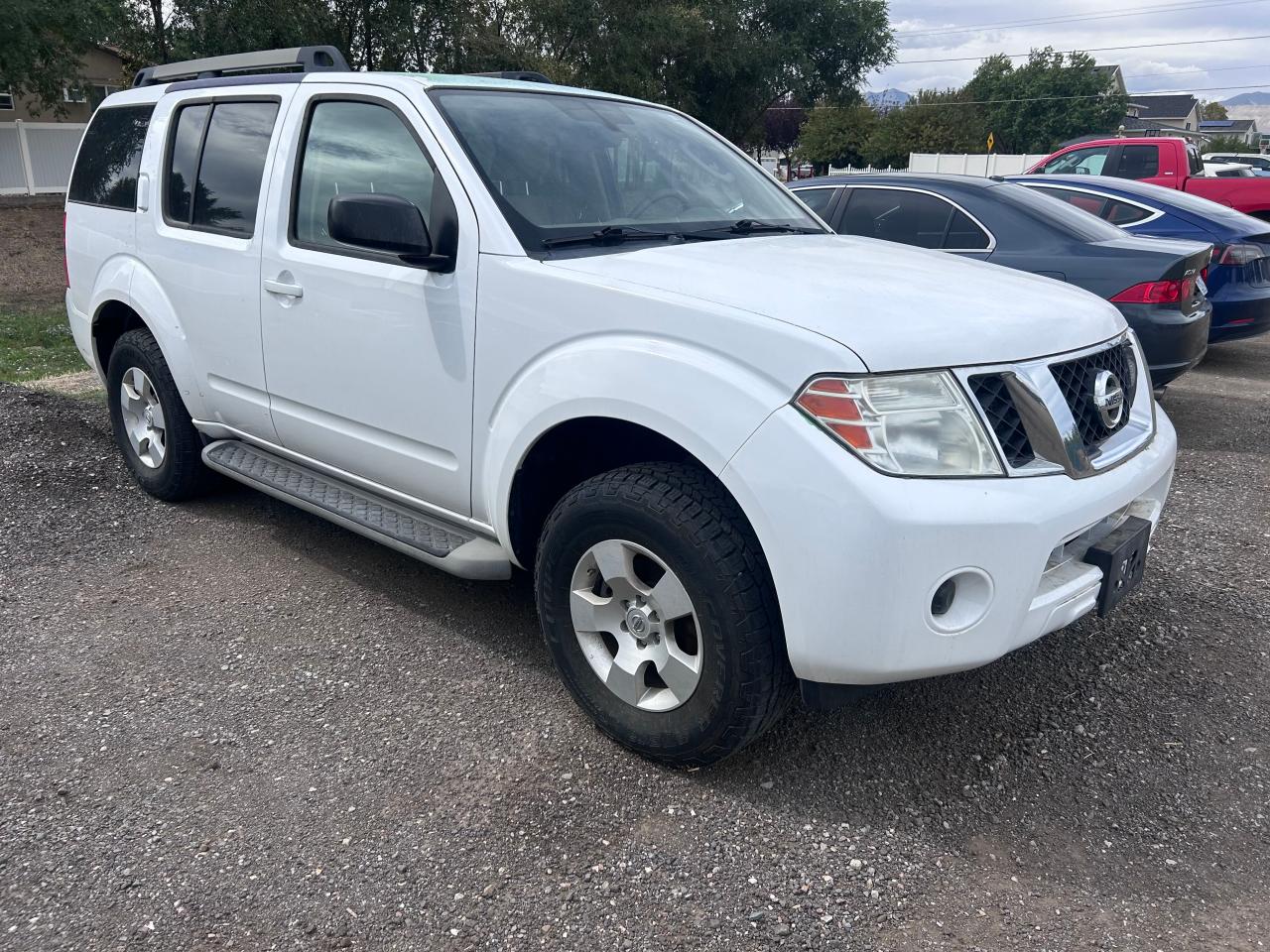 NISSAN Pathfinder 2012