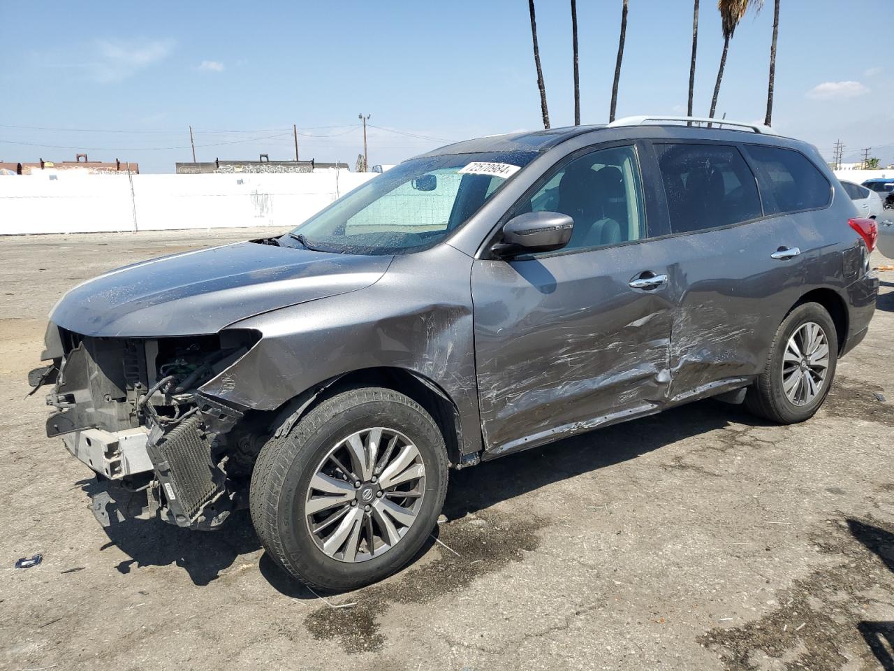 NISSAN Pathfinder 2017