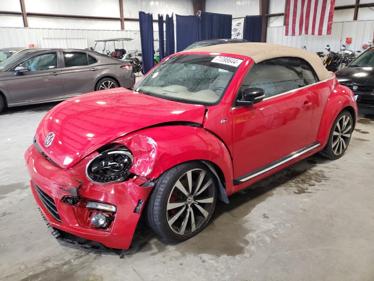 VOLKSWAGEN BEETLE R-L 2015