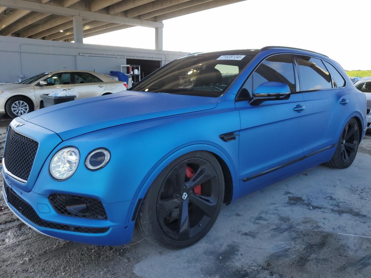 BENTLEY Bentayga 2019