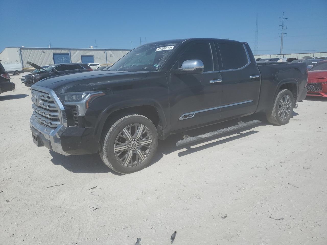 TOYOTA TUNDRA CRE 2022