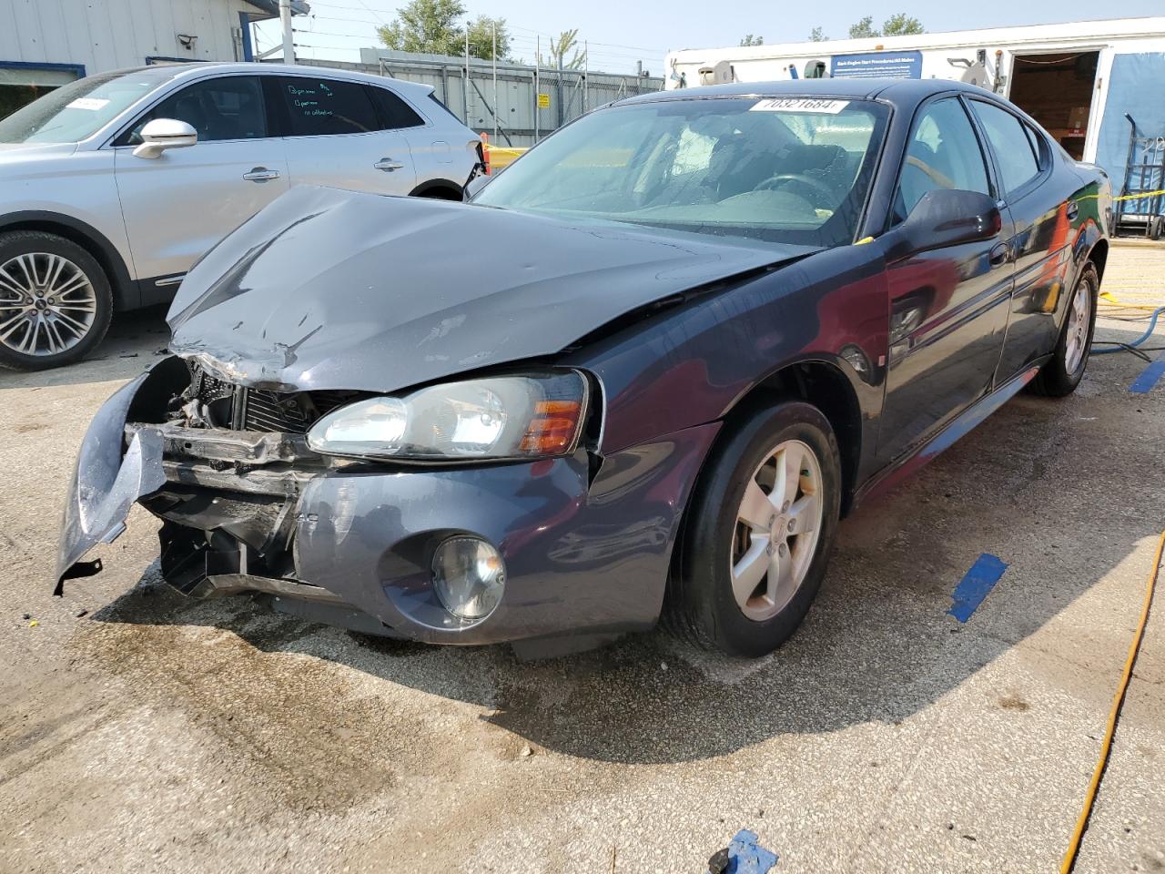 PONTIAC GRAND PRIX 2008