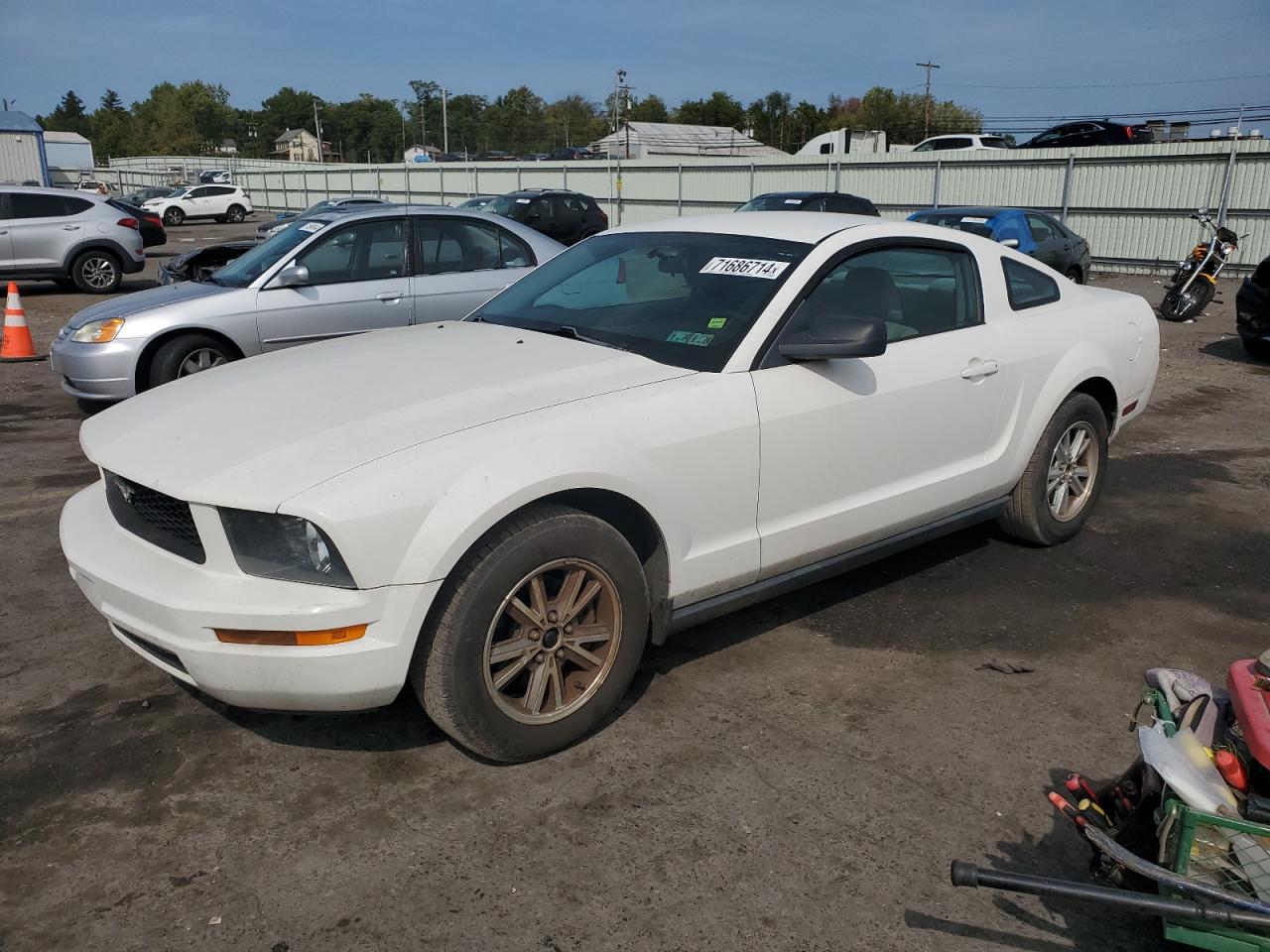 FORD MUSTANG 2005