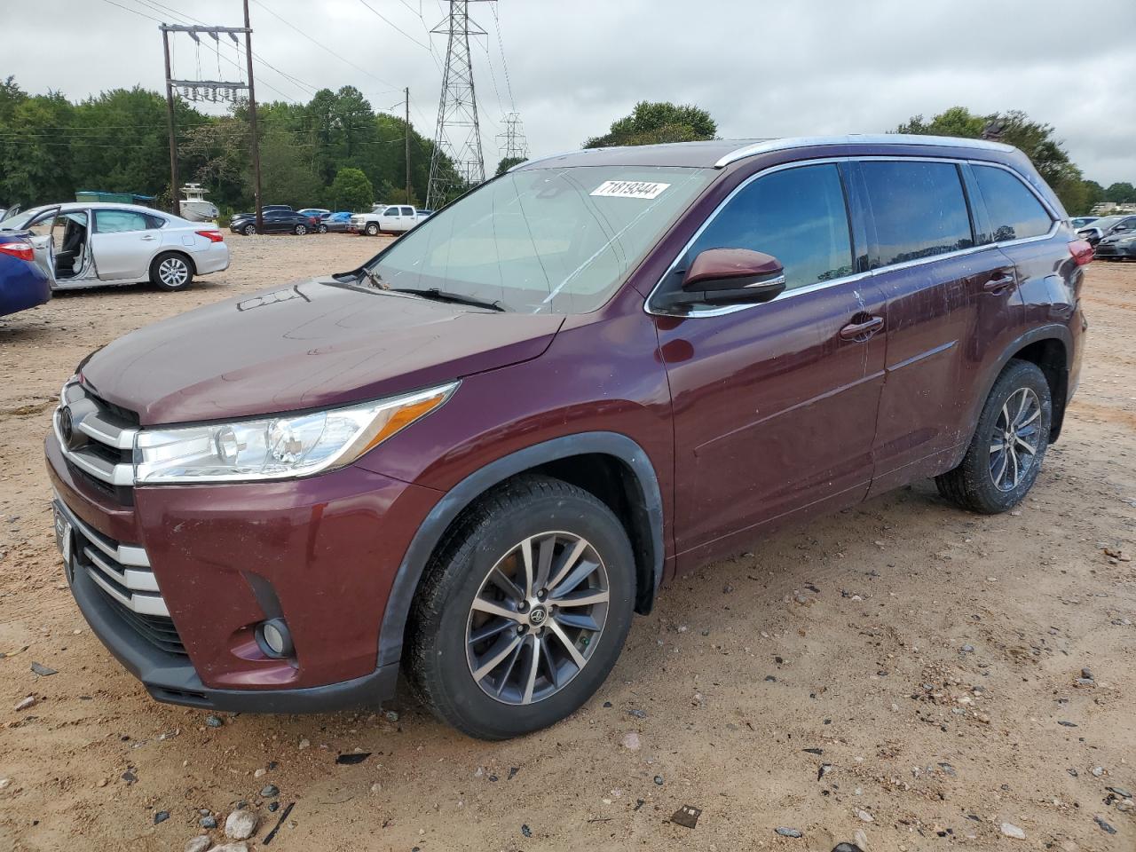 TOYOTA HIGHLANDER 2017