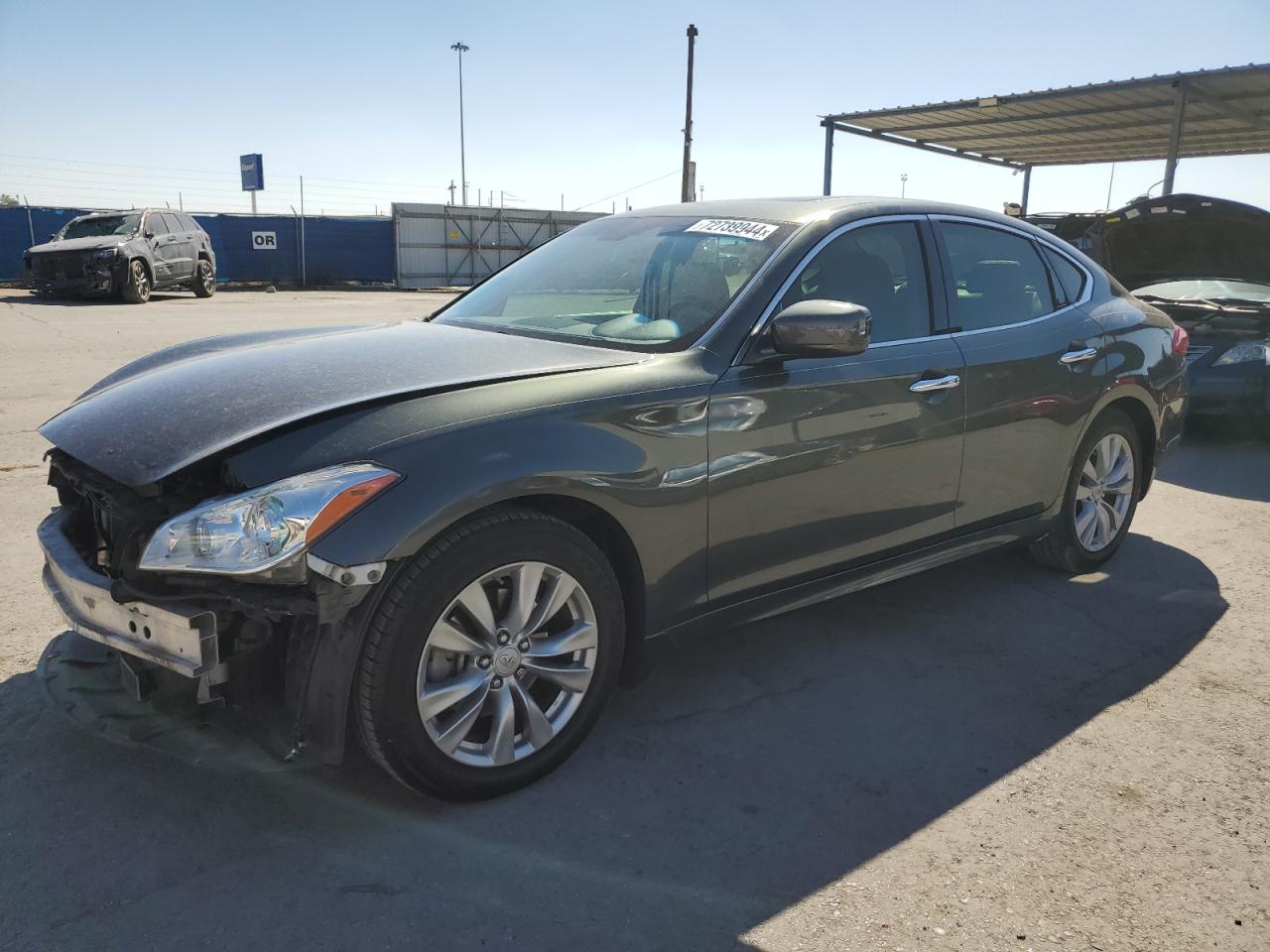 INFINITI M37 2013