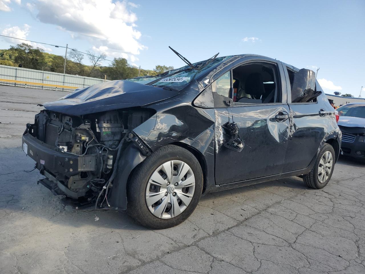 TOYOTA YARIS 2012