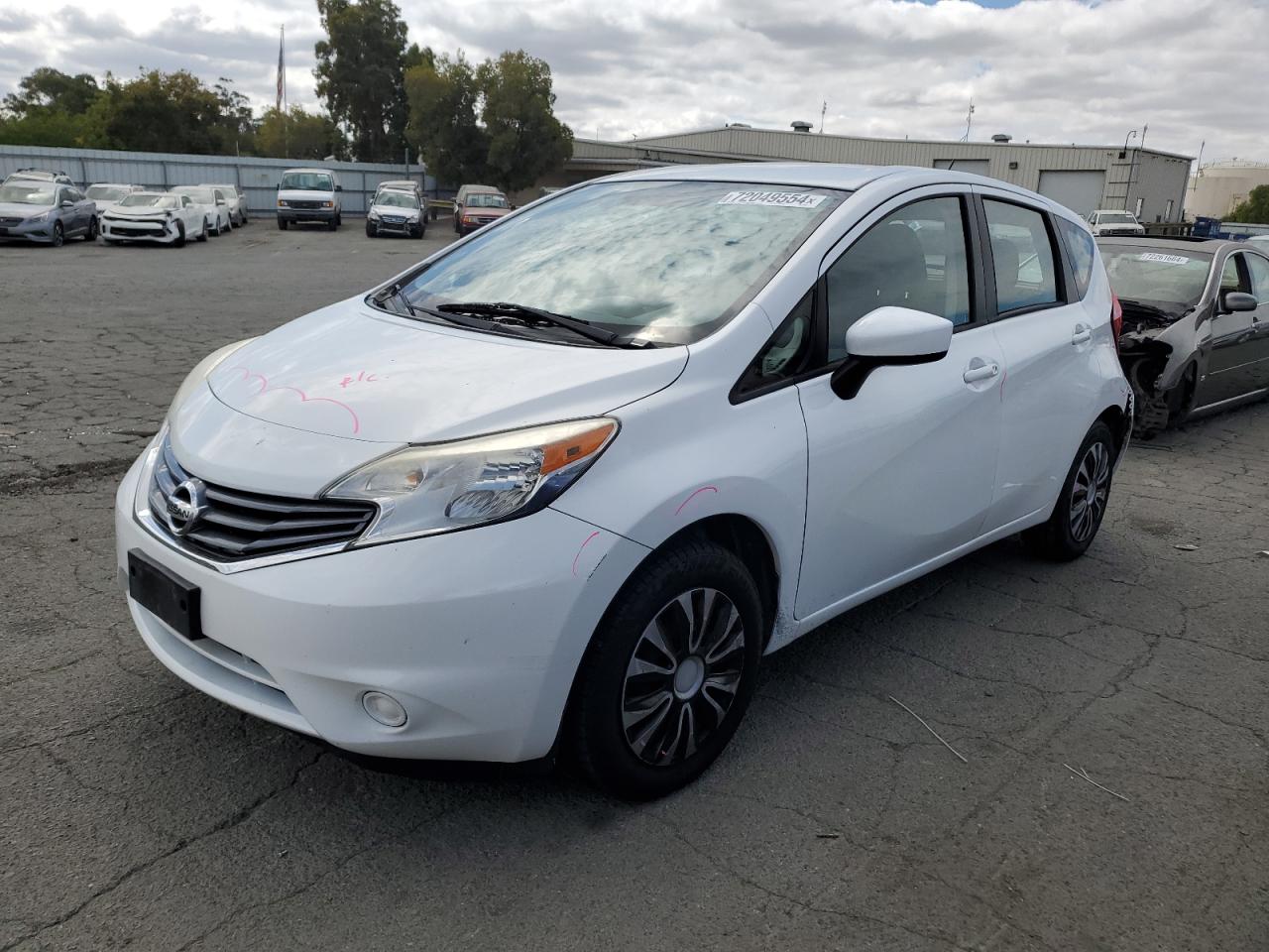 NISSAN Versa Note 2015