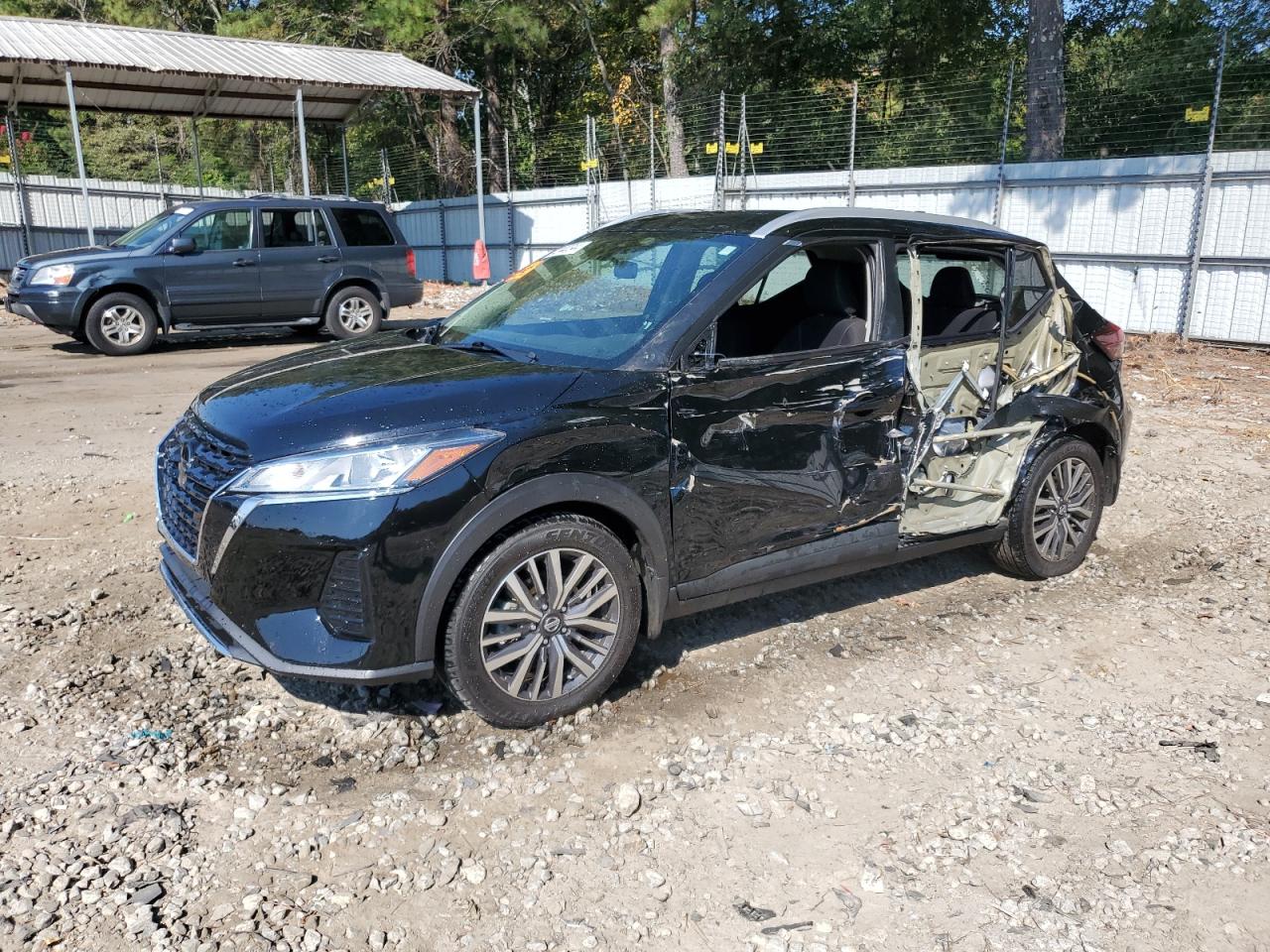 NISSAN KICKS SV 2021