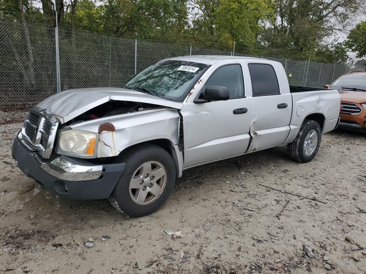 DODGE DAKOTA QUA 2005