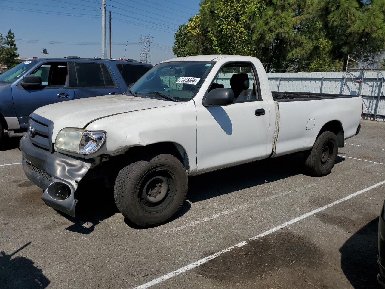 TOYOTA Tundra 2005