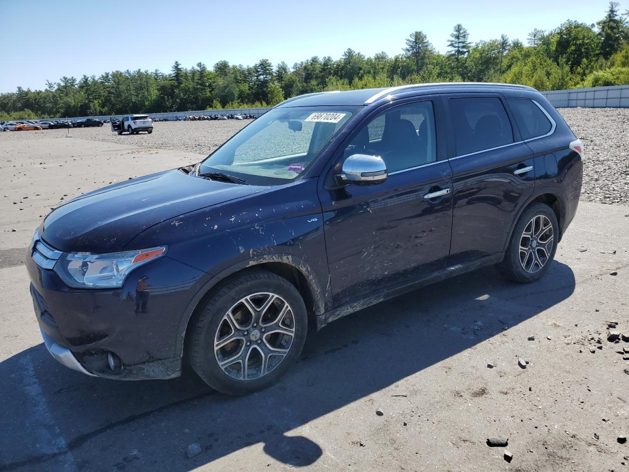 MITSUBISHI OUTLANDER 2015