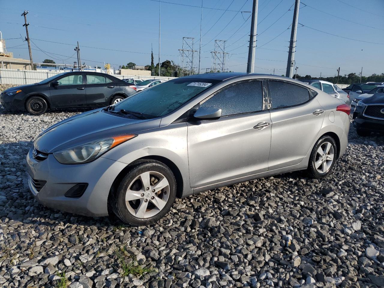 HYUNDAI ELANTRA GL 2011