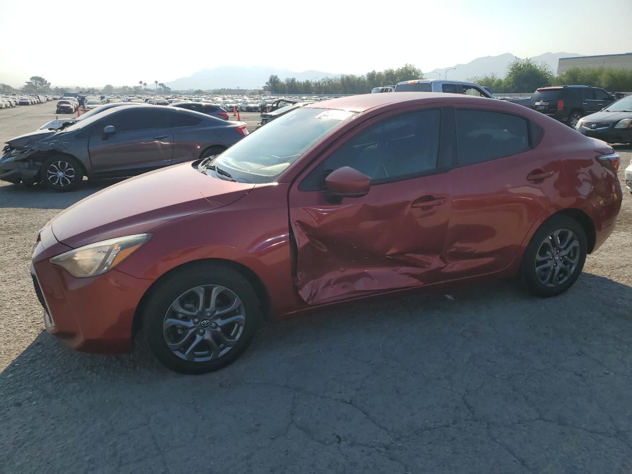 TOYOTA YARIS L 2019