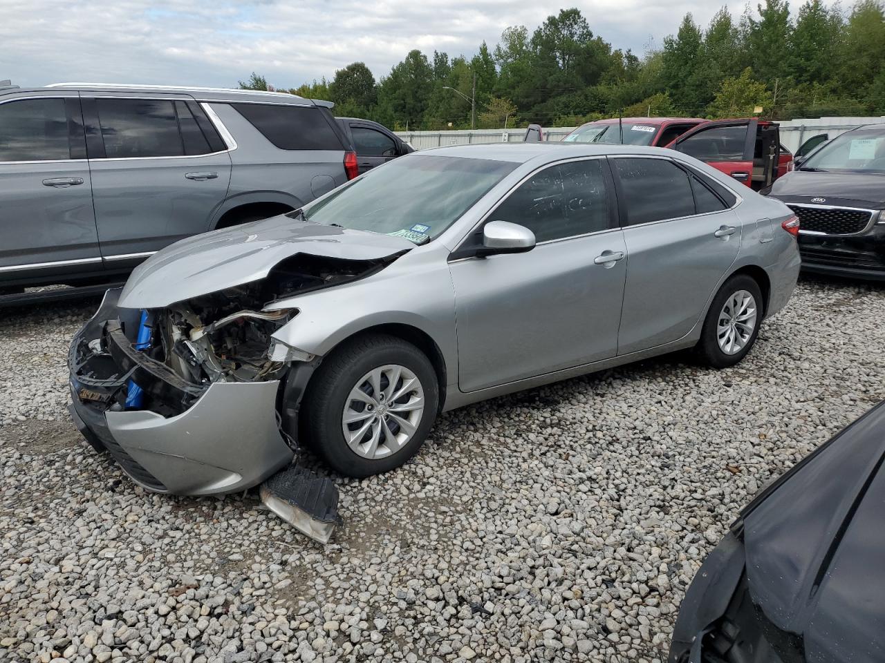 TOYOTA CAMRY LE 2016