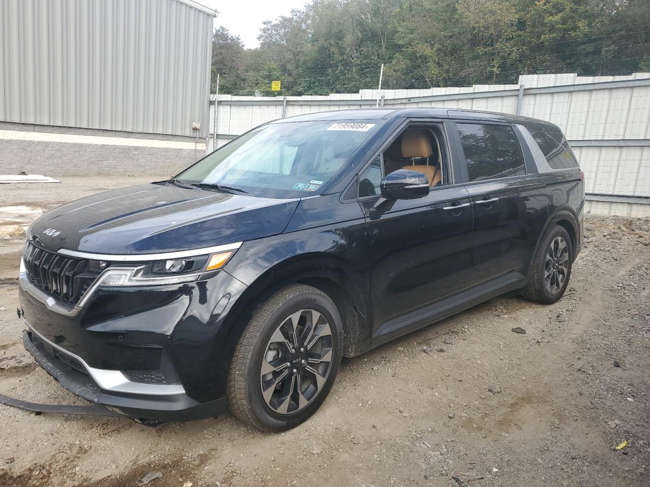 KIA CARNIVAL E 2023