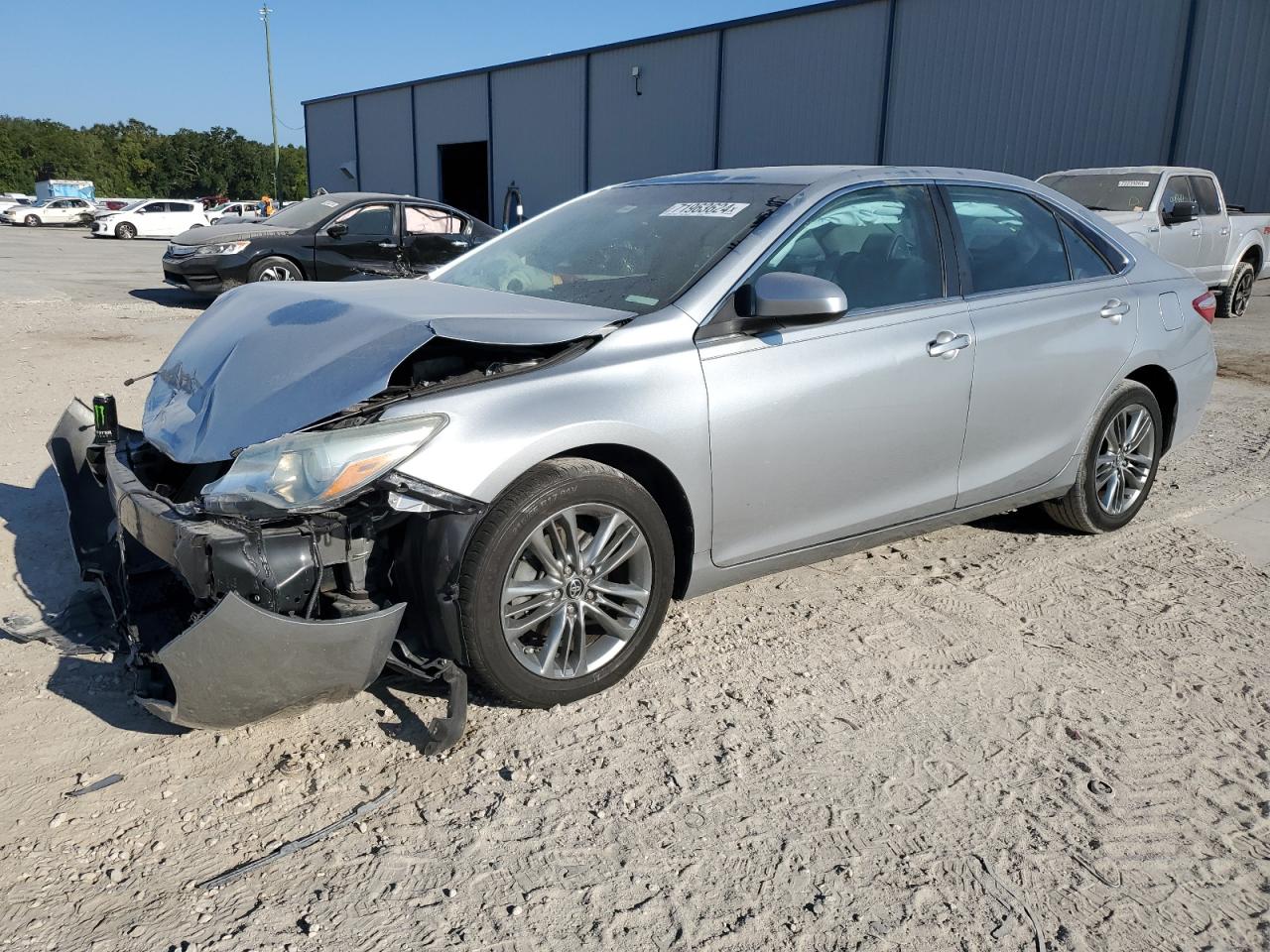 TOYOTA CAMRY LE 2017