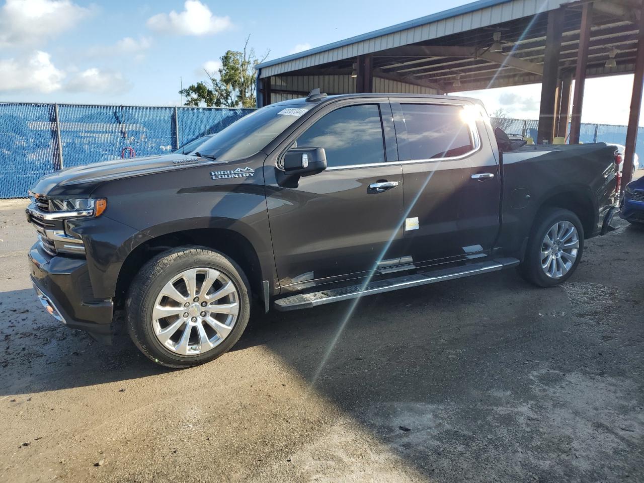 CHEVROLET SILVERADO 2021