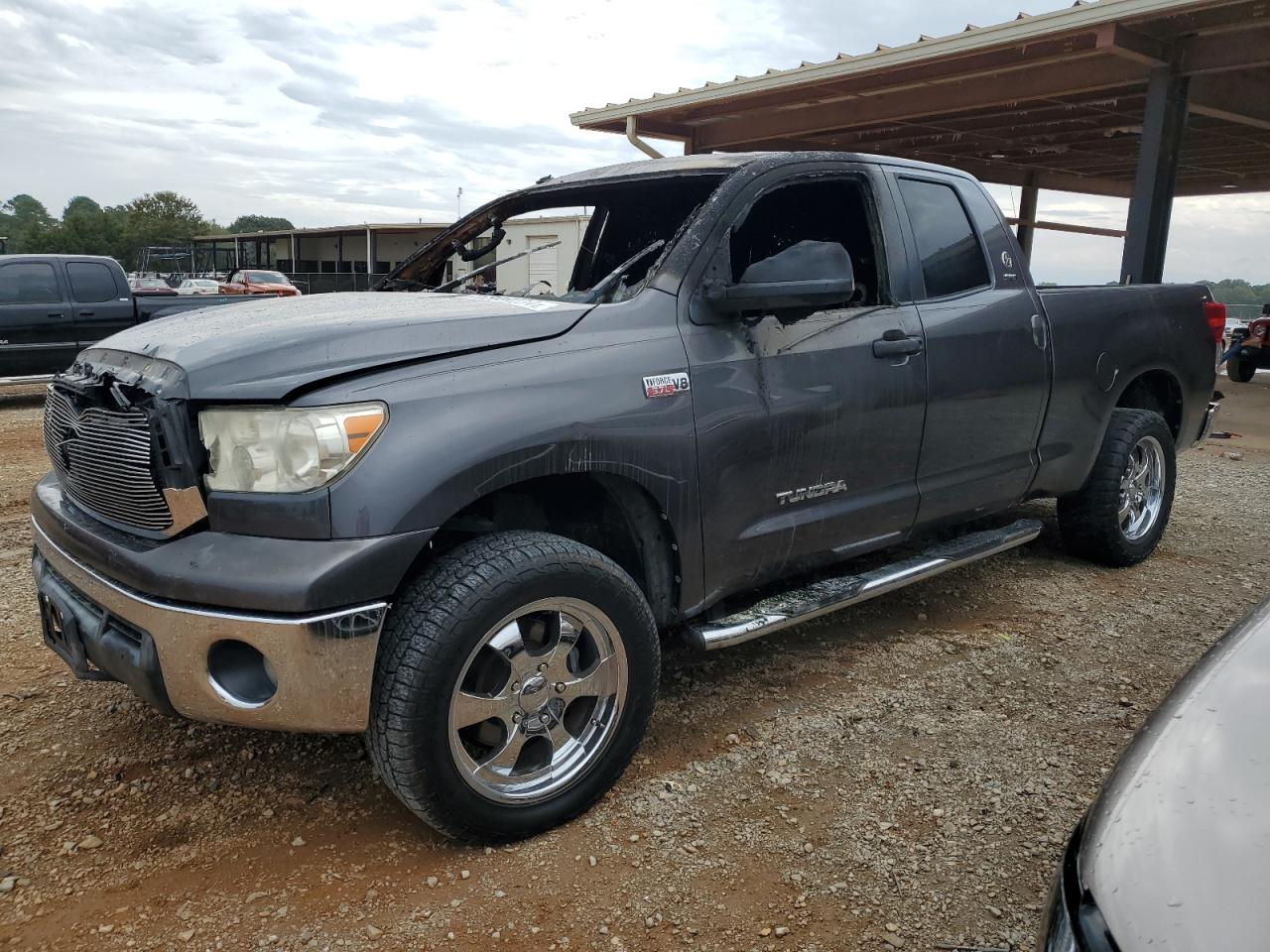 TOYOTA TUNDRA DOU 2013