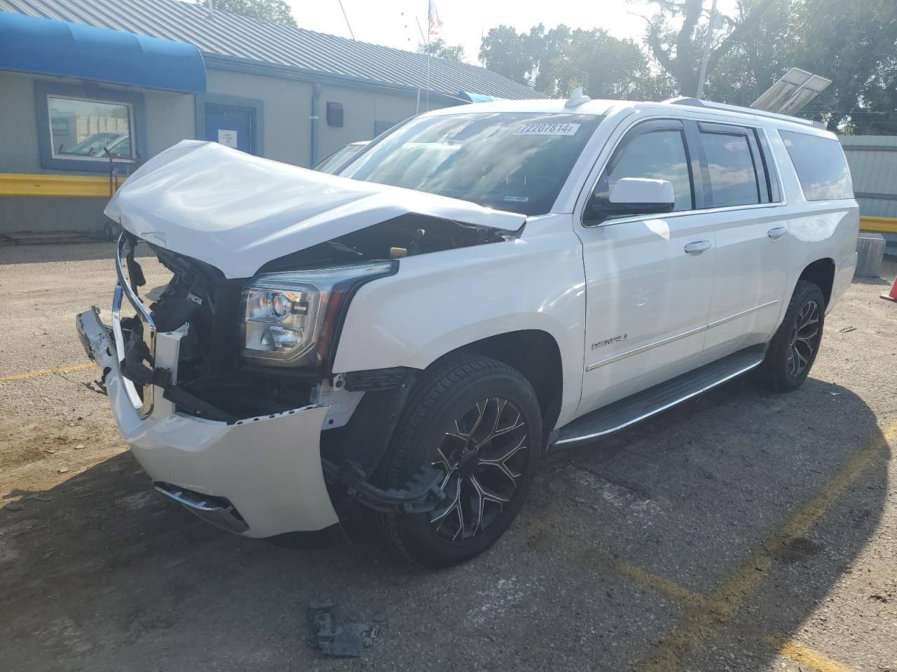 GMC YUKON XL D 2016