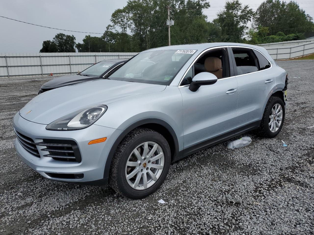 PORSCHE CAYENNE 2019