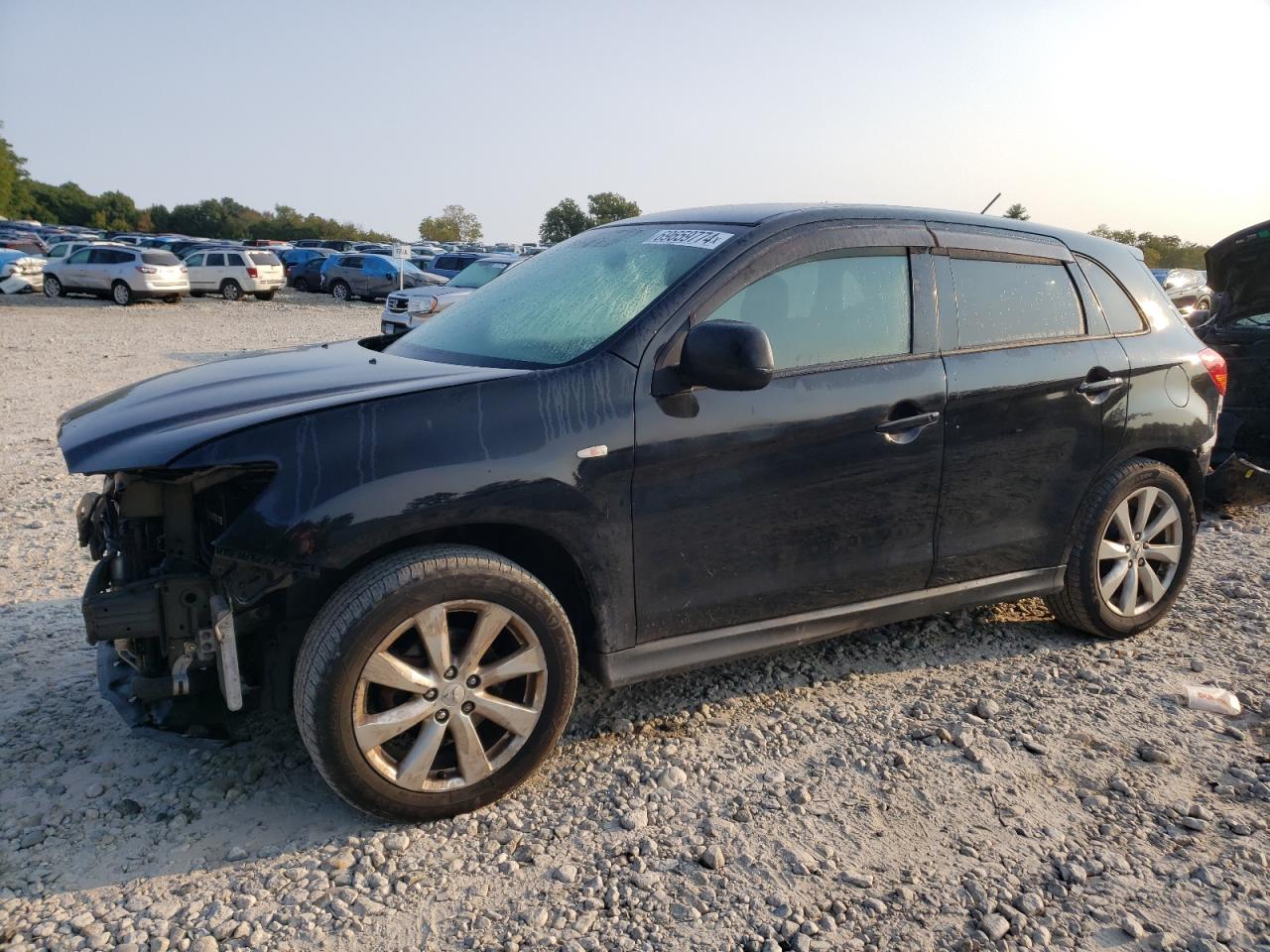 MITSUBISHI OUTLANDER 2015